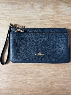 Coach Navy Pebbled Leather Double Zip Wristlet with Gold Logo